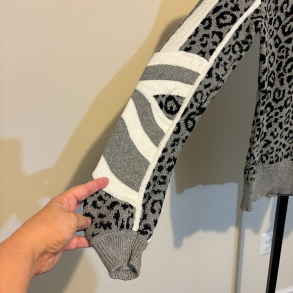 Current Elliott Duvall Leopard Animal Print Cashmere Blend Crew Neck Sweater - Picture 6 of 11